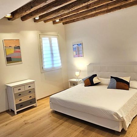 Small Villa With Private Garden Венеция Екстериор снимка
